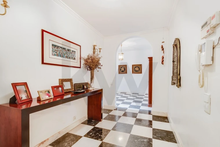 Moradia T8 para Venda em Cascais e Estoril Foto 2