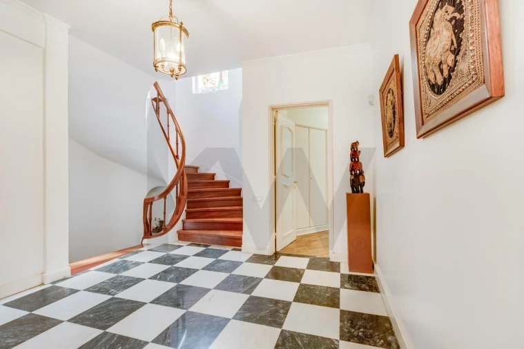 Moradia T8 para Venda em Cascais e Estoril Foto 13