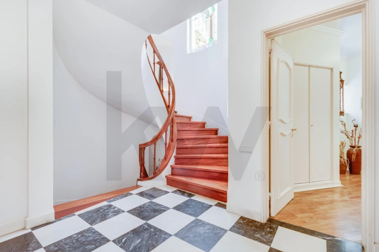 Moradia T8 para Venda em Cascais e Estoril Foto 31