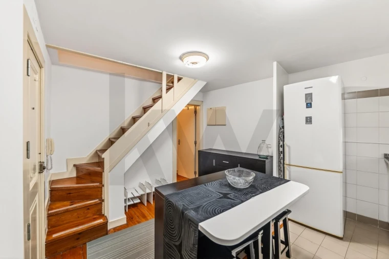 Apartamento T2 para Arrendamento em Santa Maria Maior Foto 2