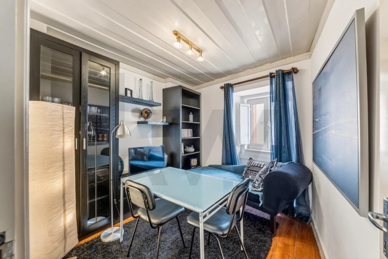 Apartamento T2 para Arrendamento em Santa Maria Maior Foto 7