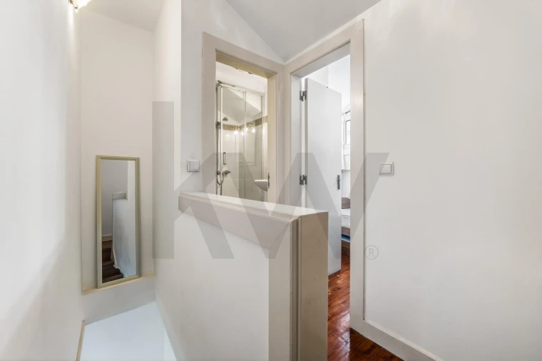 Apartamento T2 para Arrendamento em Santa Maria Maior Foto 9