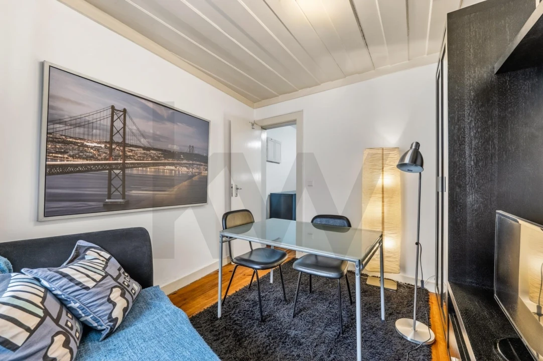 Apartamento T2 para Arrendamento em Santa Maria Maior Foto 6