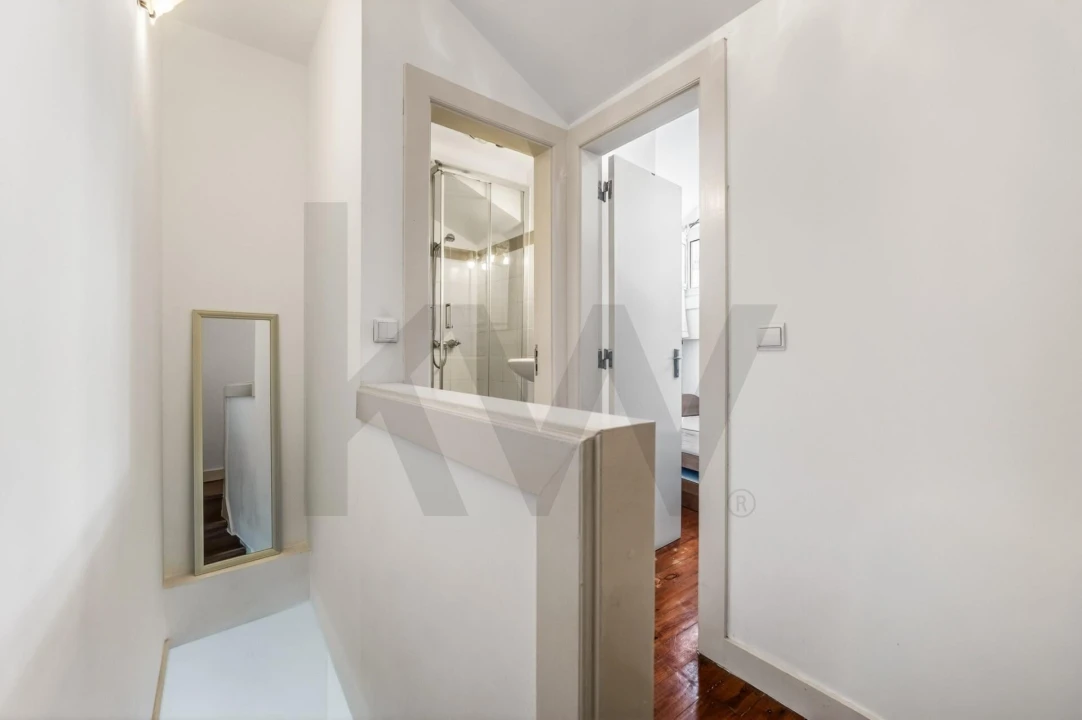 Apartamento T2 para Arrendamento em Santa Maria Maior Foto 9