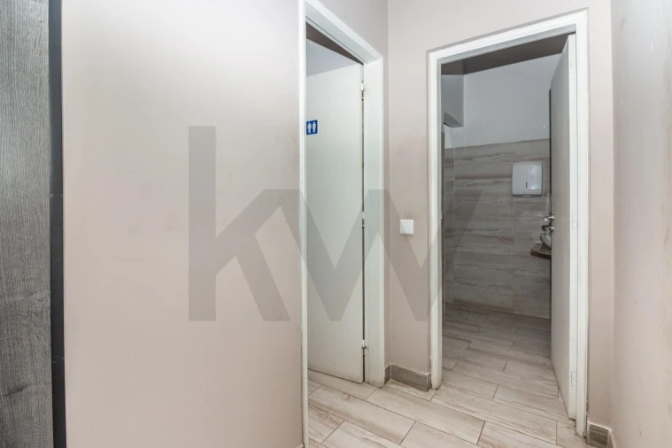 Loja para Venda em Portimão Foto 11