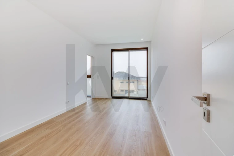 Moradia T3 para Venda em Alcabideche Foto 21