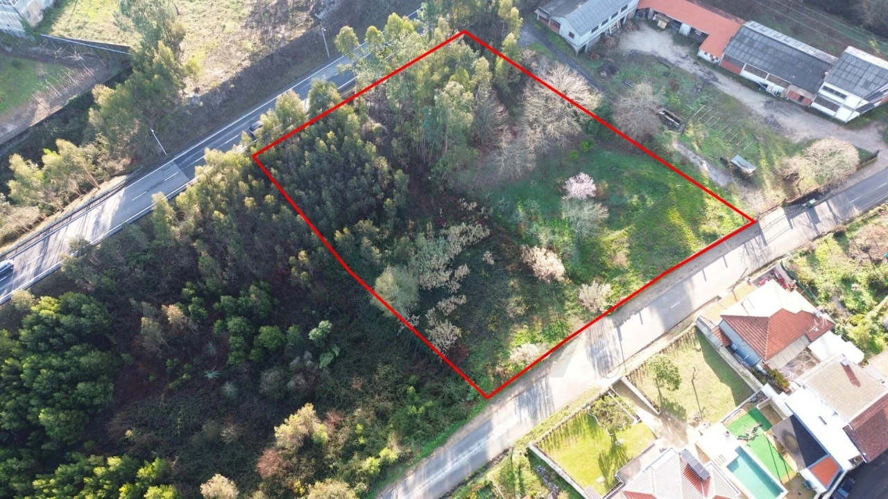 Terreno para Venda em Nogueira do Cravo e Pindelo Foto 2