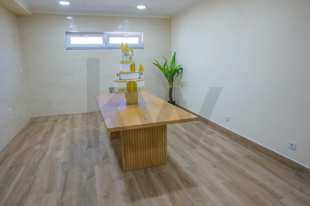 Moradia T4 para Venda em Pontinha e Famões Foto 47