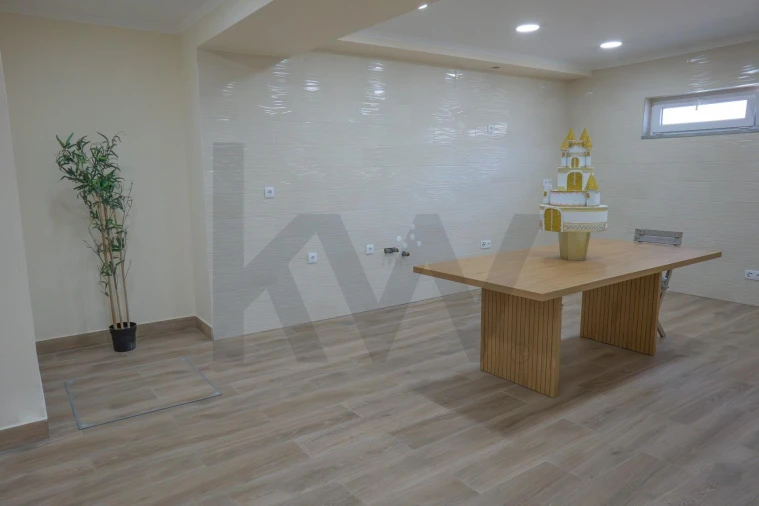 Moradia T4 para Venda em Pontinha e Famões Foto 46