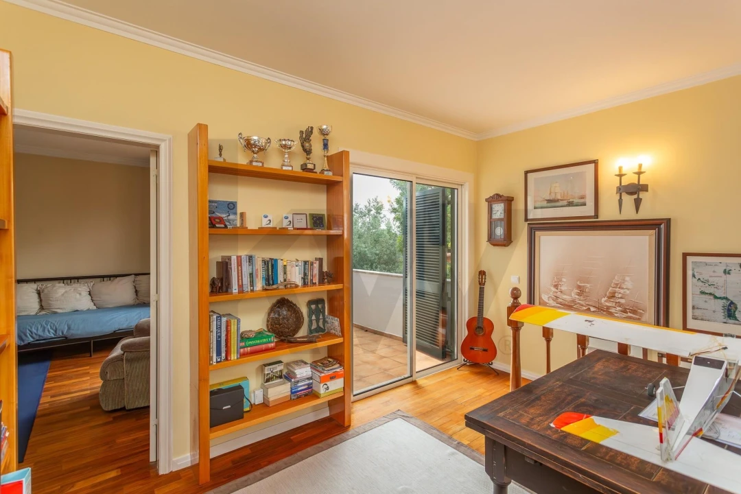 Moradia T4 para Venda em Alcabideche Foto 57