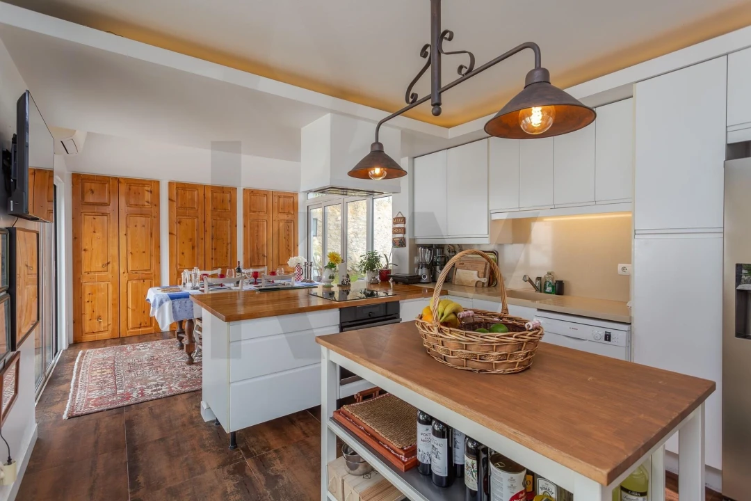 Moradia T4 para Venda em Alcabideche Foto 31