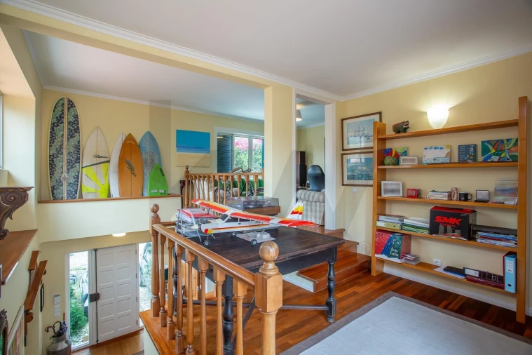 Moradia T4 para Venda em Alcabideche Foto 49