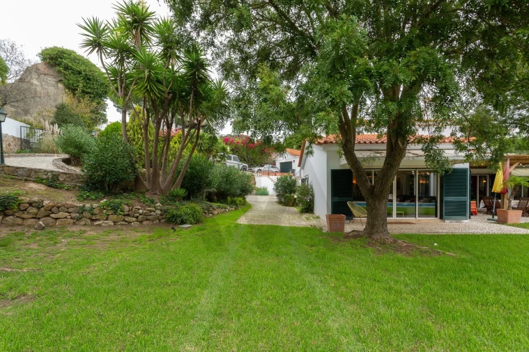 Moradia T4 para Venda em Alcabideche Foto 67