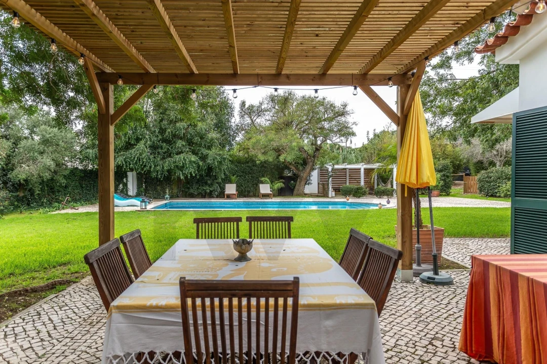 Moradia T4 para Venda em Alcabideche Foto 6