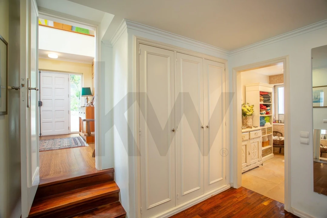 Moradia T4 para Venda em Alcabideche Foto 36