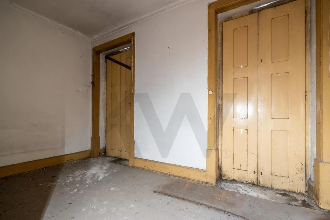 Prédio para Venda em São Martinho do Bispo e Ribeira de Frades Foto 5