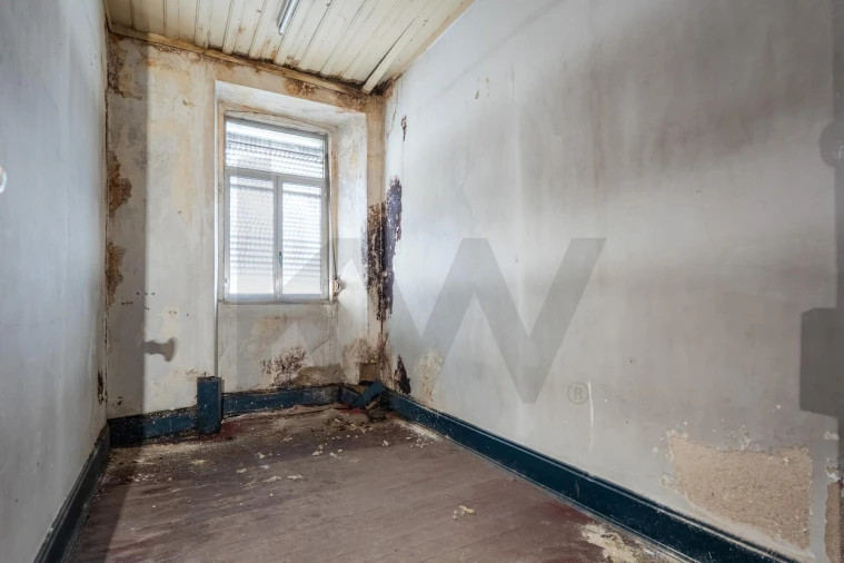 Prédio para Venda em São Martinho do Bispo e Ribeira de Frades Foto 7