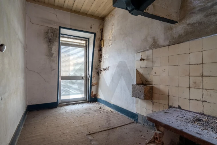 Prédio para Venda em São Martinho do Bispo e Ribeira de Frades Foto 12