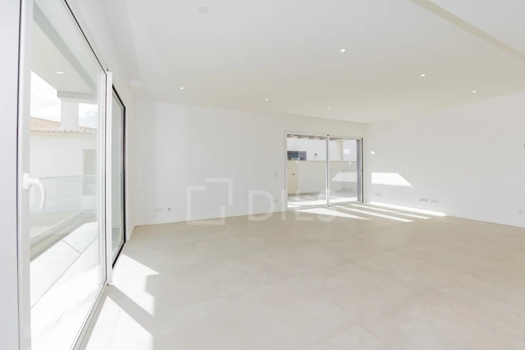 Moradia T3 para Venda em Mexilhoeira Grande Foto 15