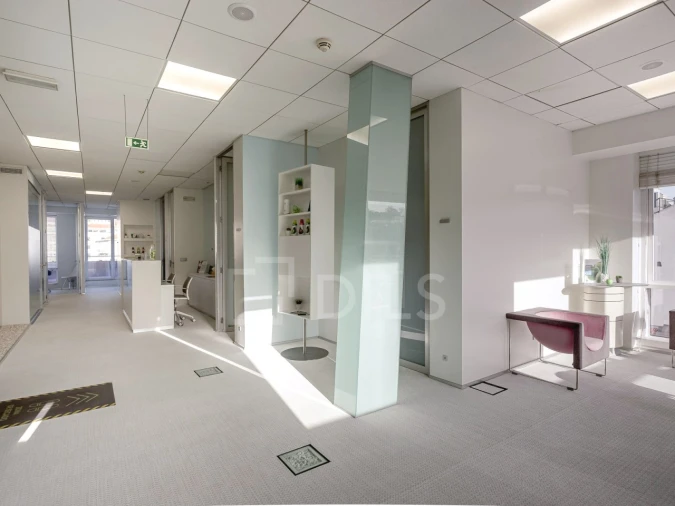 Escritório para Arrendamento em Santo António Foto 4