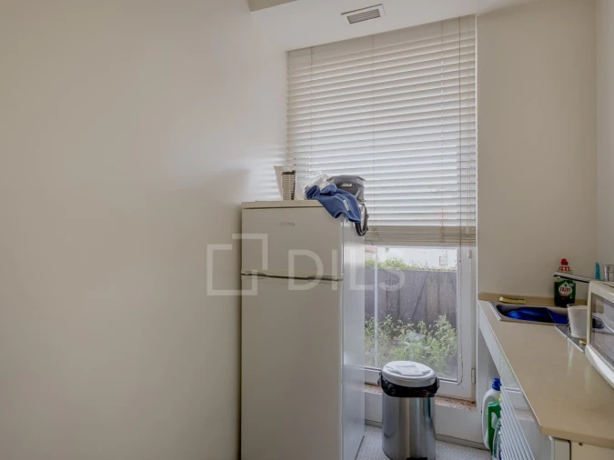 Escritório para Arrendamento em Santo António Foto 14