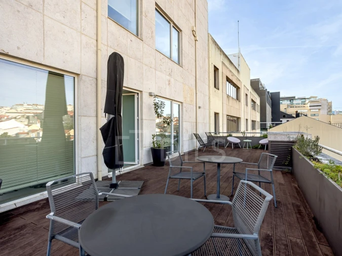 Escritório para Arrendamento em Santo António Foto 15