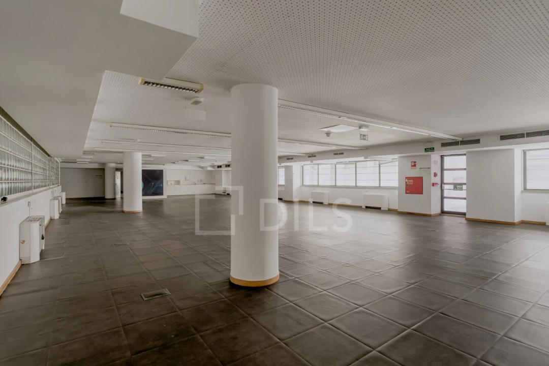 Escritório para Arrendamento em Lumiar Foto 11