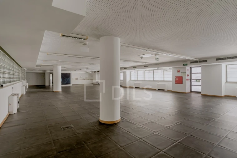 Escritório para Arrendamento em Lumiar Foto 11