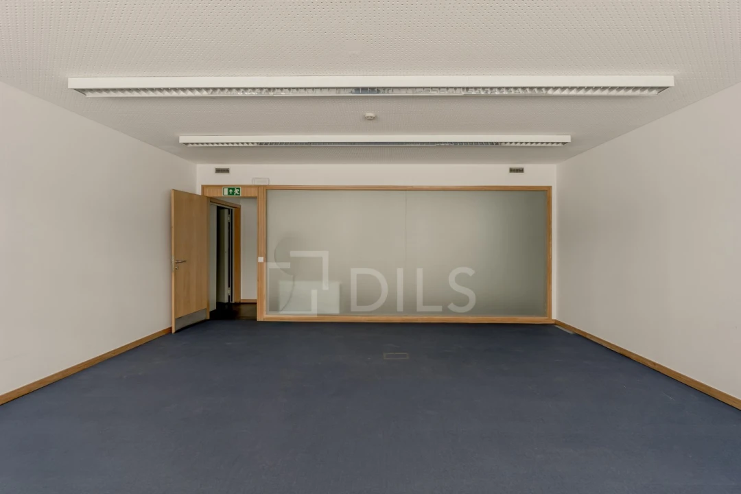 Escritório para Arrendamento em Lumiar Foto 12