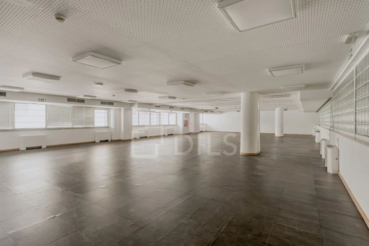 Escritório para Arrendamento em Lumiar Foto 5