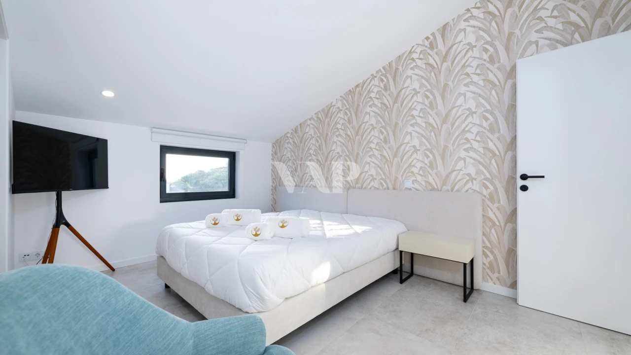 Moradia T8 para Arrendamento em Quarteira Foto 37