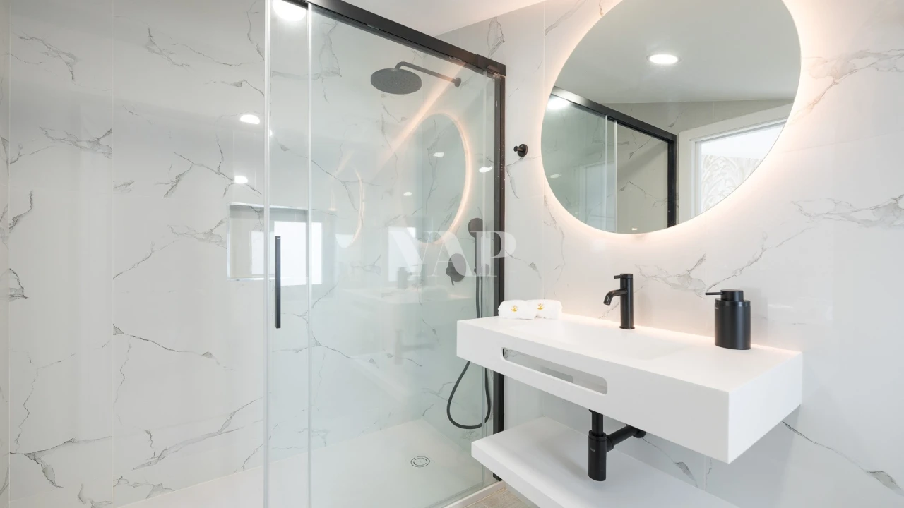 Moradia T8 para Arrendamento em Quarteira Foto 39