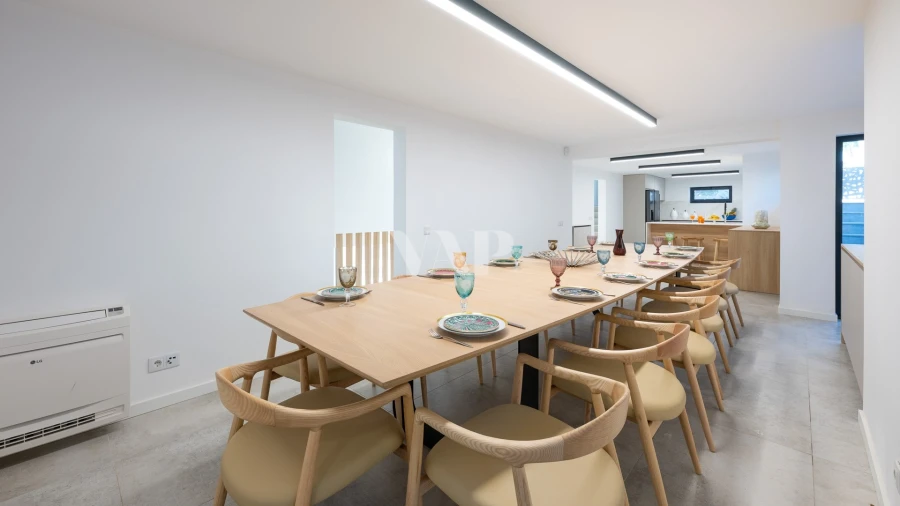 Moradia T8 para Arrendamento em Quarteira Foto 14