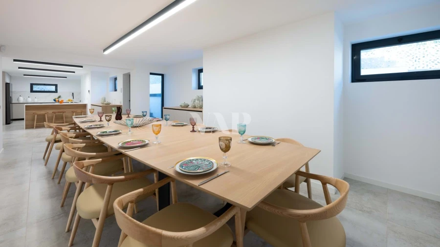 Moradia T8 para Arrendamento em Quarteira Foto 3