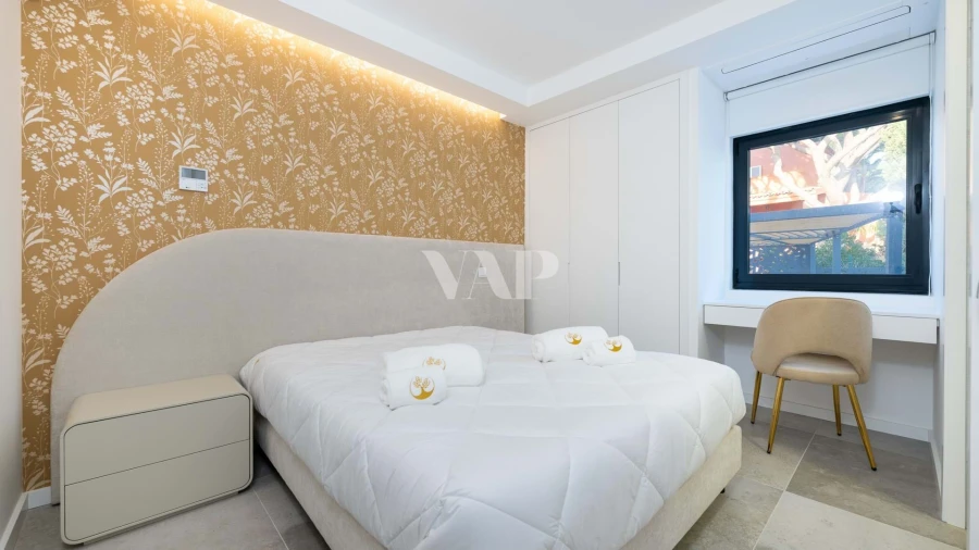 Moradia T8 para Arrendamento em Quarteira Foto 33