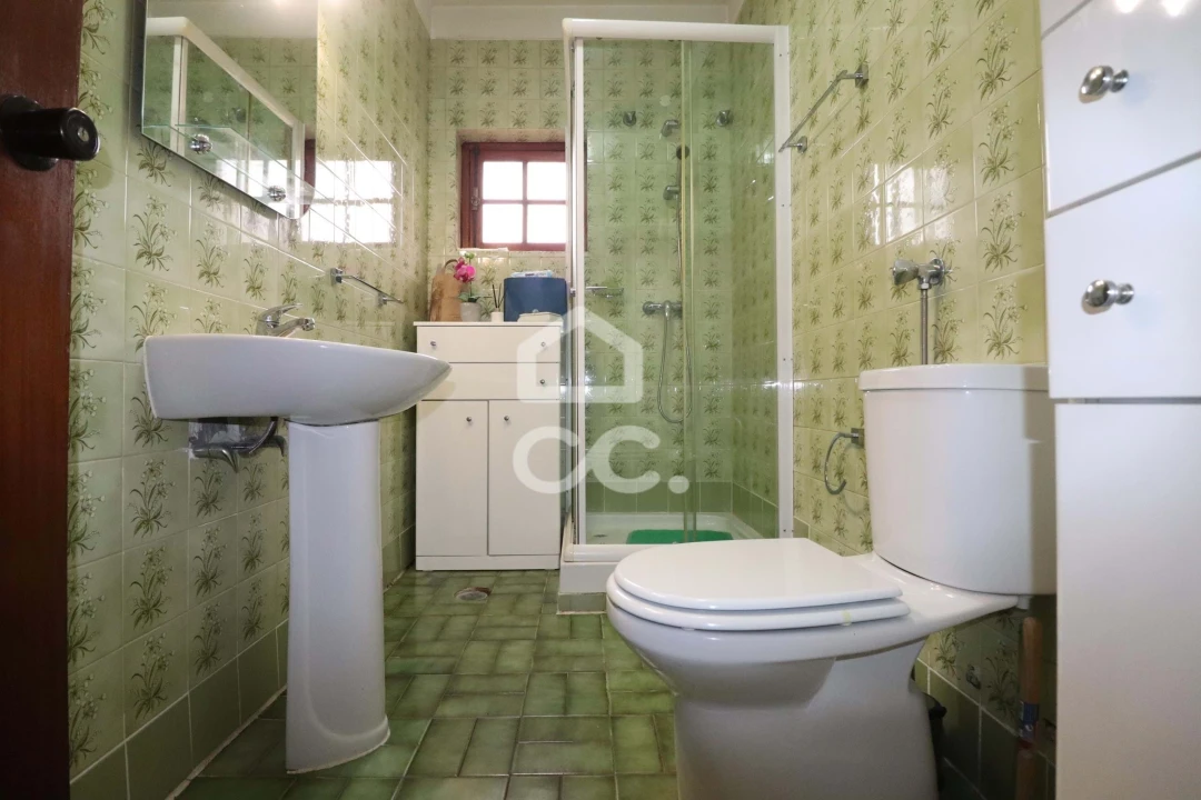 Moradia T4 para Venda em Anobra Foto 20