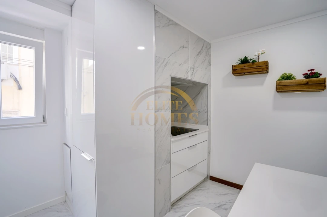 Apartamento T3 para Venda em Santa Maria Maior Foto 8