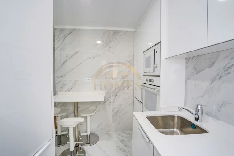 Apartamento T3 para Venda em Santa Maria Maior Foto 5