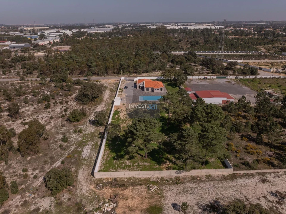 Moradia T5 para Venda em Quinta do Anjo Foto 56