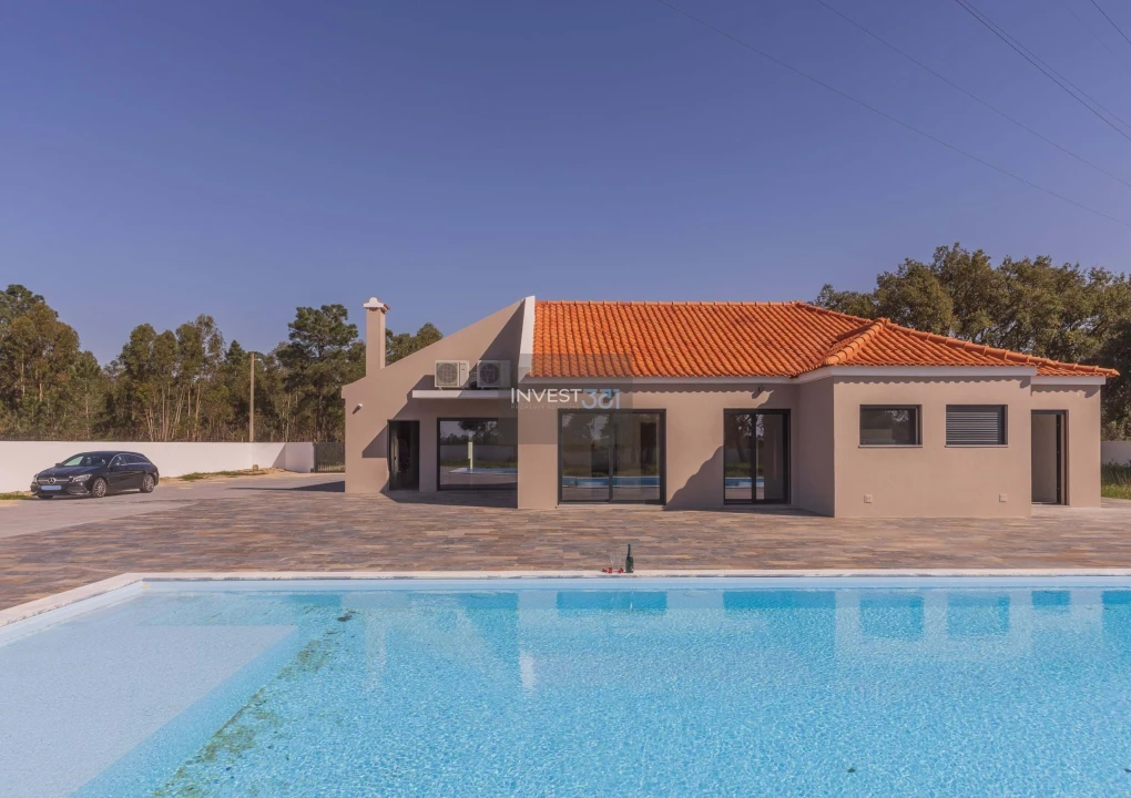 Moradia T5 para Venda em Quinta do Anjo Foto 59