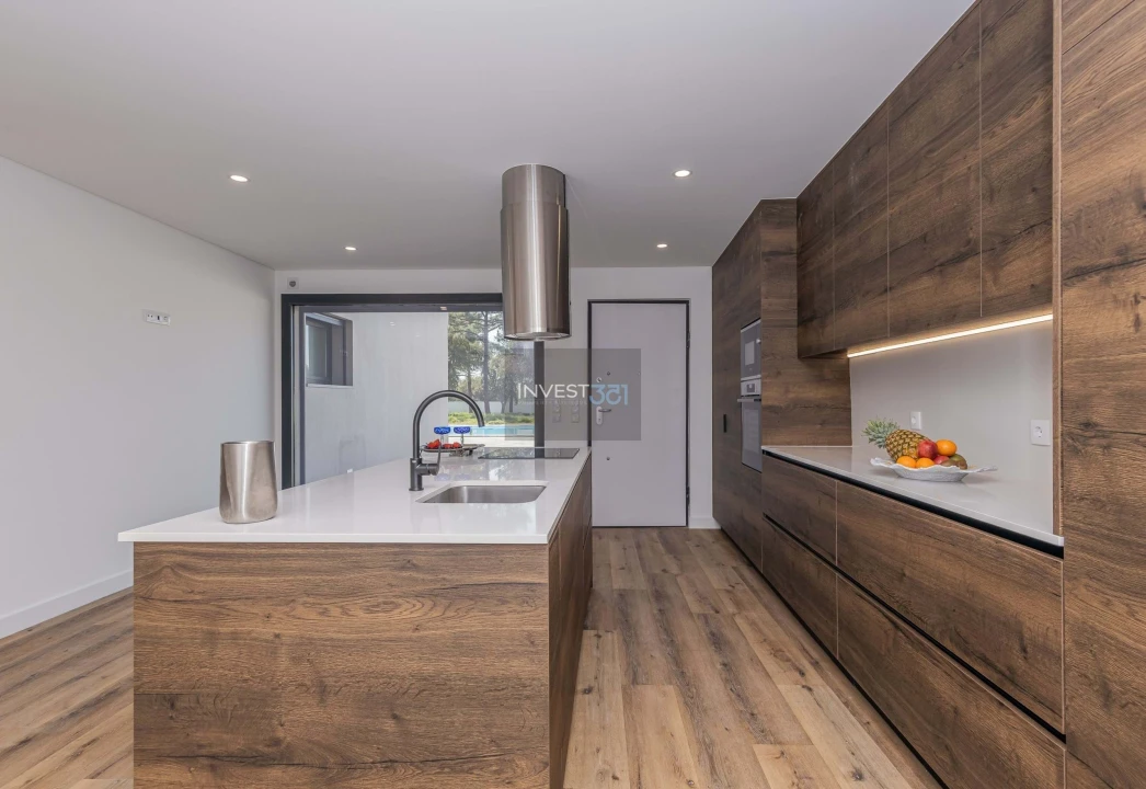 Moradia T5 para Venda em Quinta do Anjo Foto 50