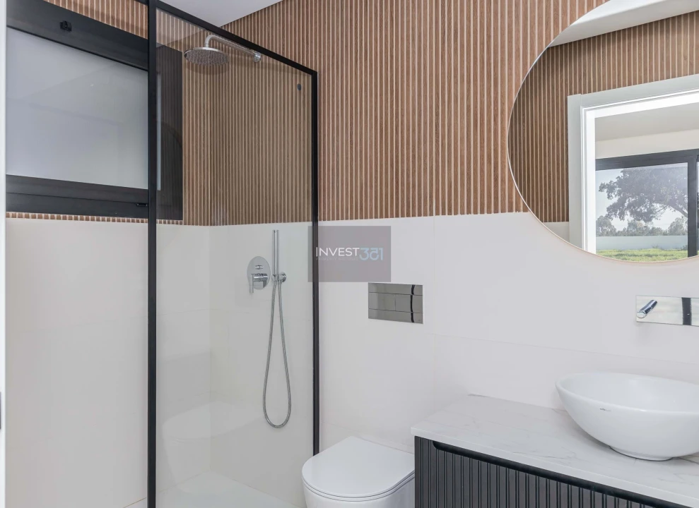 Moradia T5 para Venda em Quinta do Anjo Foto 22