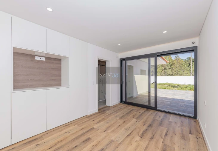 Moradia T5 para Venda em Quinta do Anjo Foto 31