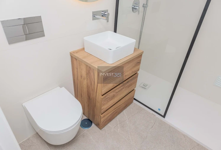 Moradia T5 para Venda em Quinta do Anjo Foto 46