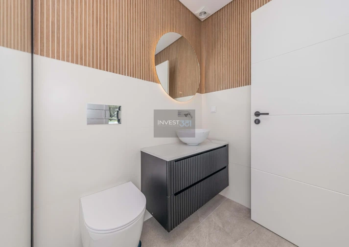 Moradia T5 para Venda em Quinta do Anjo Foto 48