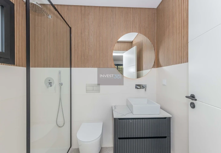 Moradia T5 para Venda em Quinta do Anjo Foto 37