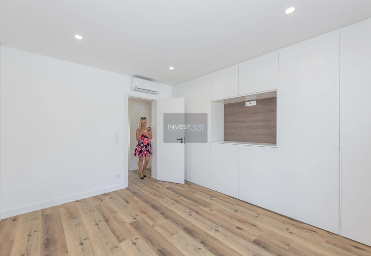 Moradia T5 para Venda em Quinta do Anjo Foto 27