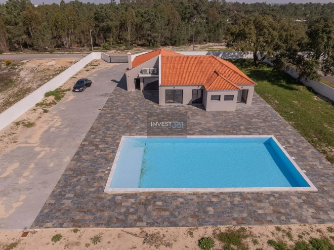 Moradia T5 para Venda em Quinta do Anjo Foto 55