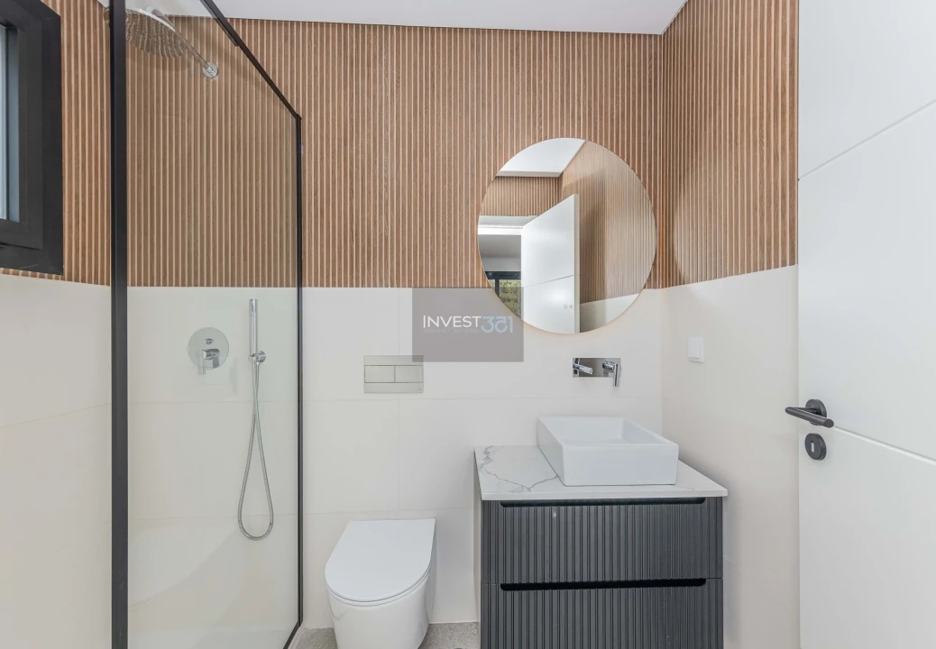 Moradia T5 para Venda em Quinta do Anjo Foto 37