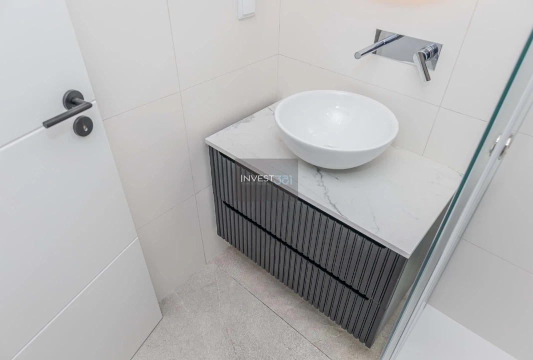 Moradia T5 para Venda em Quinta do Anjo Foto 45